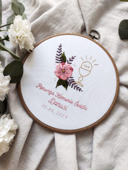 Pamiątka Pierwszej Komunii Świętej z imieniem dziecka